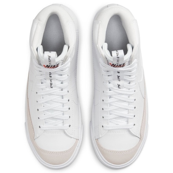 NWT NIKE BLAZER MID - Picture 2 of 11